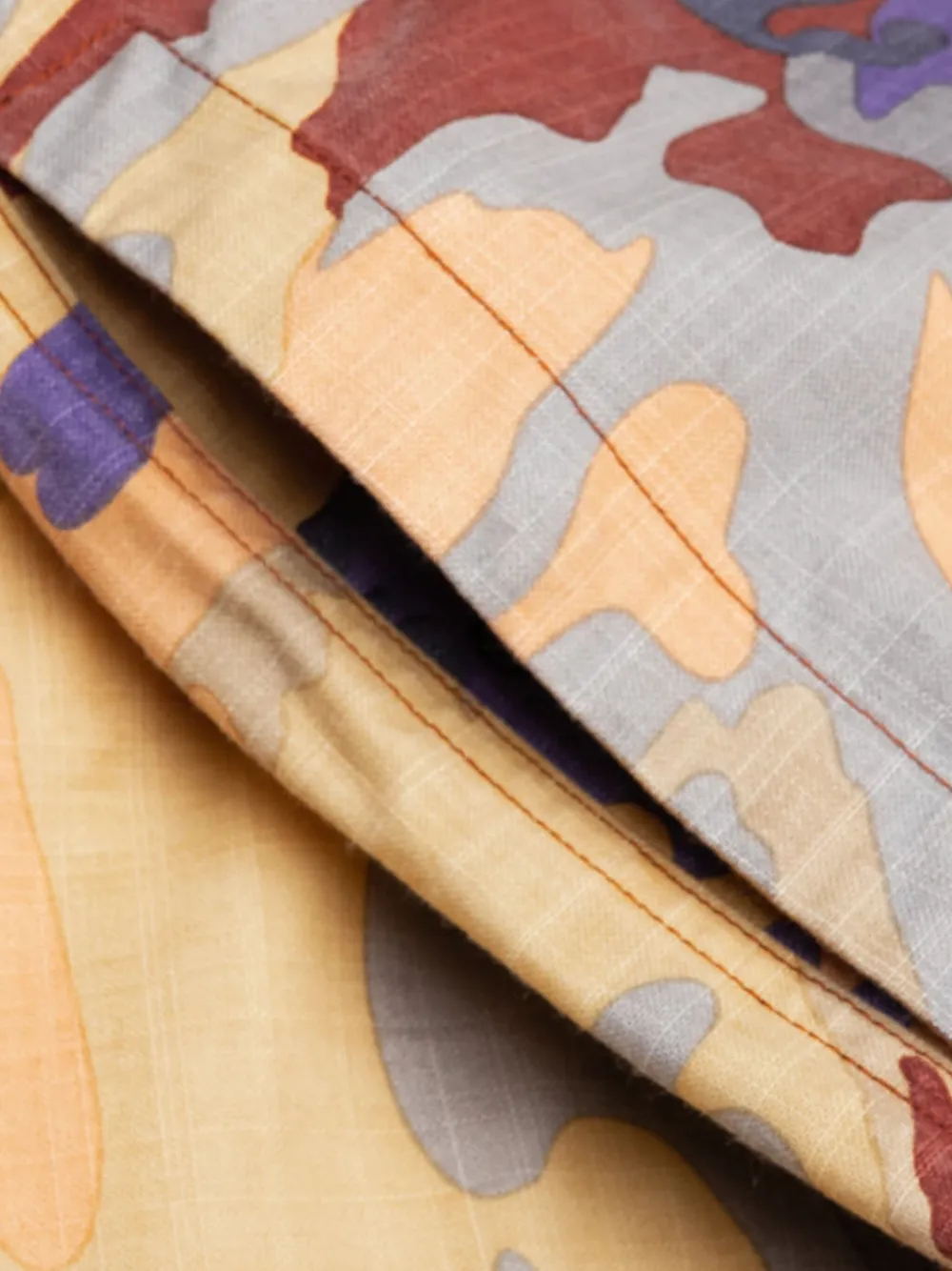 Stone Island Cargo broek met camouflageprint Oranje