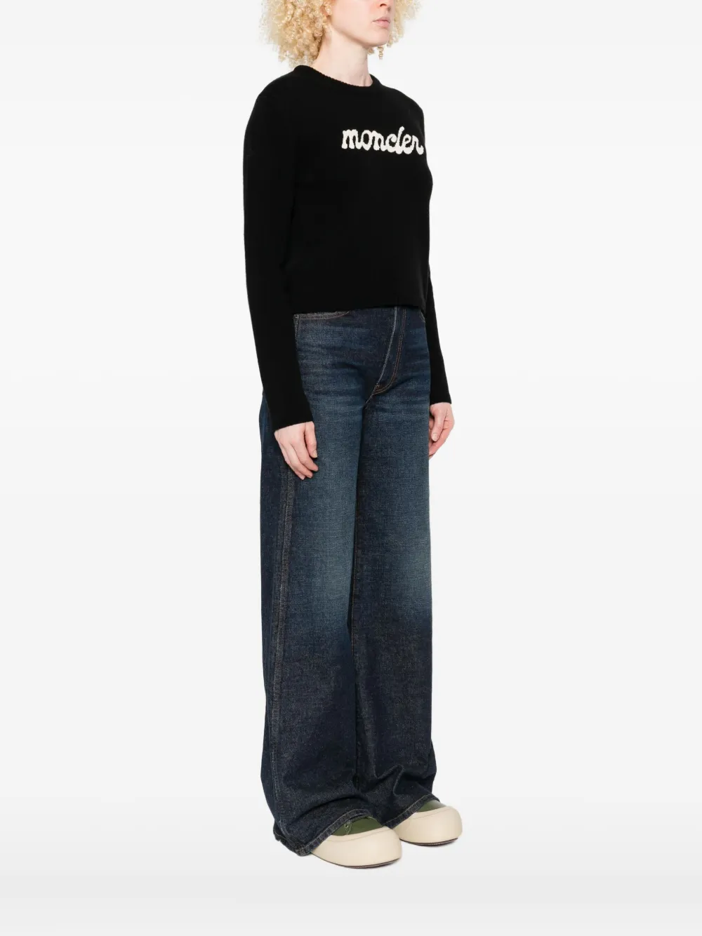 Moncler Cropped Sweater With Contrasting Embroidered Logo In Black