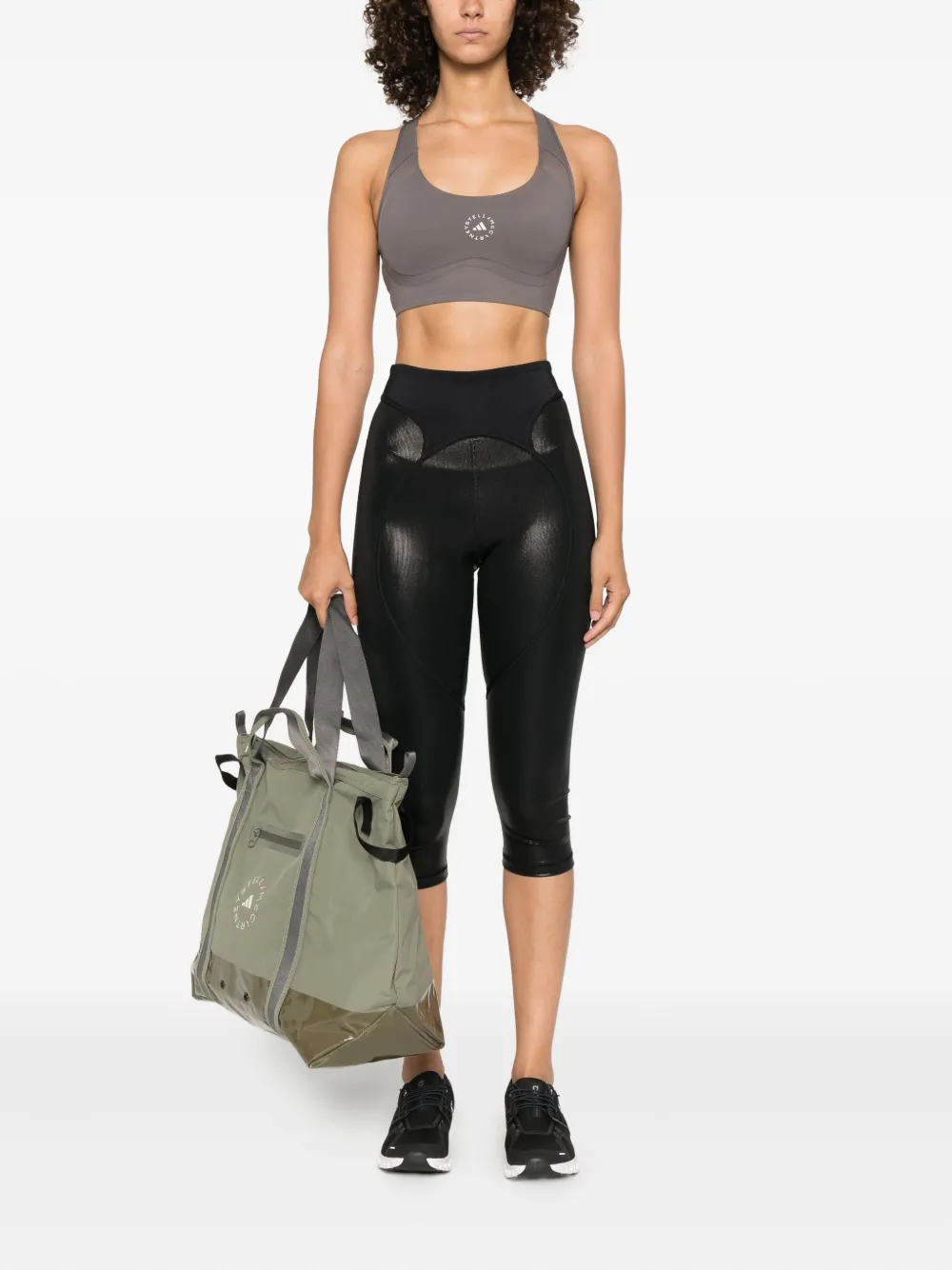 Adidas by Stella McCartney logo-print racer-back bra - Grijs