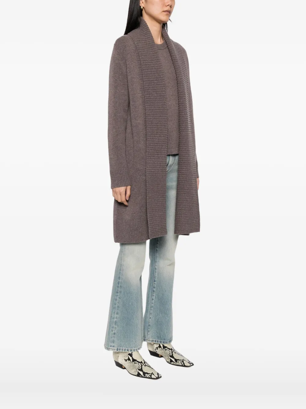 N.Peal Abbey jas Bruin