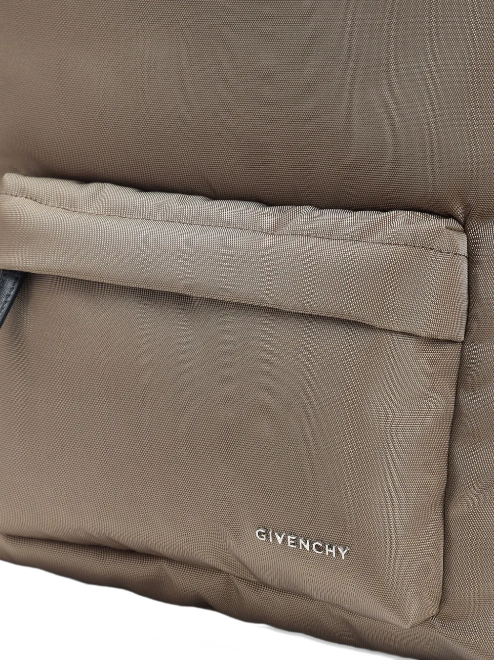 Givenchy Rugzak met logoplakkaat Beige