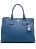 Prada Pre-Owned 2010-2025 Vitello Daino Double Zip Convertible Tote satchel - Blue