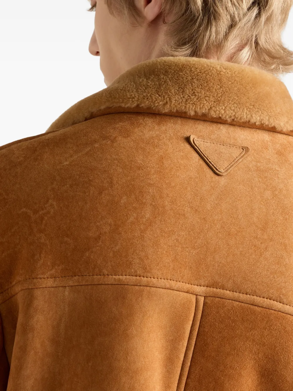 Prada Lammy jack met knopen Bruin