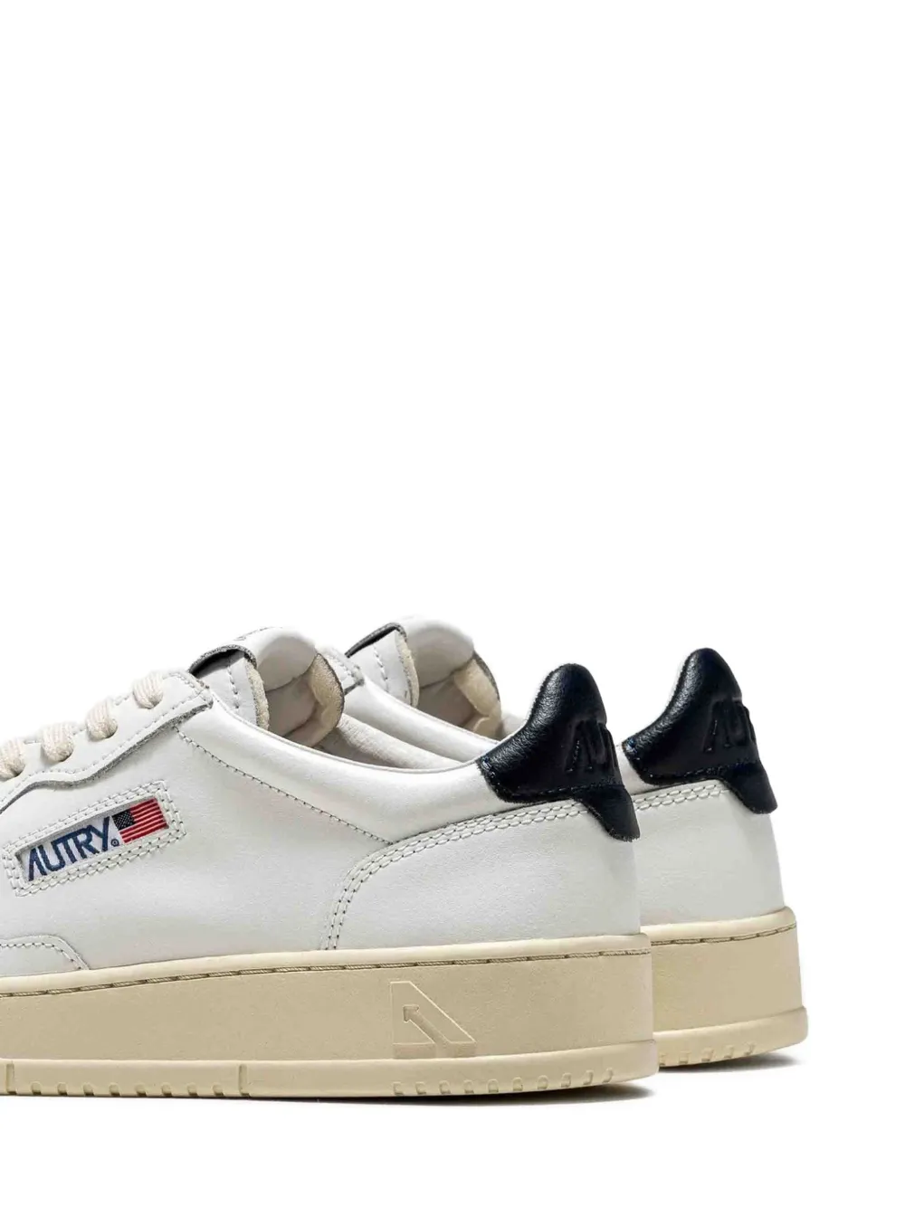 Autry Aulmleat leather sneakers White
