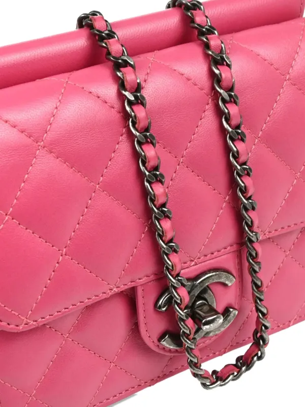 CHANEL ピンク キルティング ショルダーバッグ