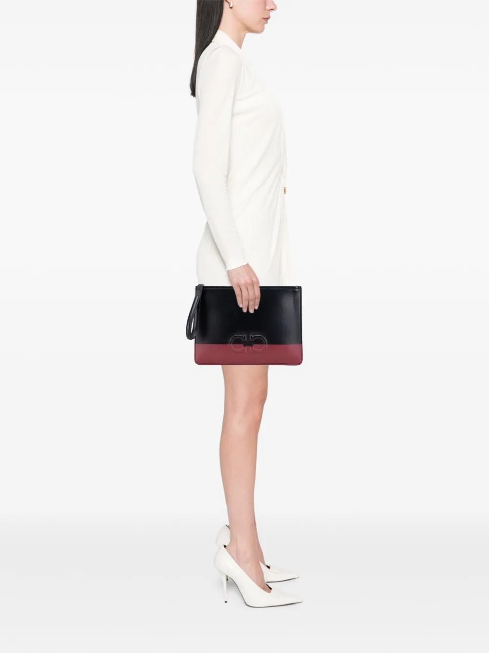 Ferragamo Pre-Owned 2010-2025 Leather Gancini clutch bag | Pre-Owned | Image 2