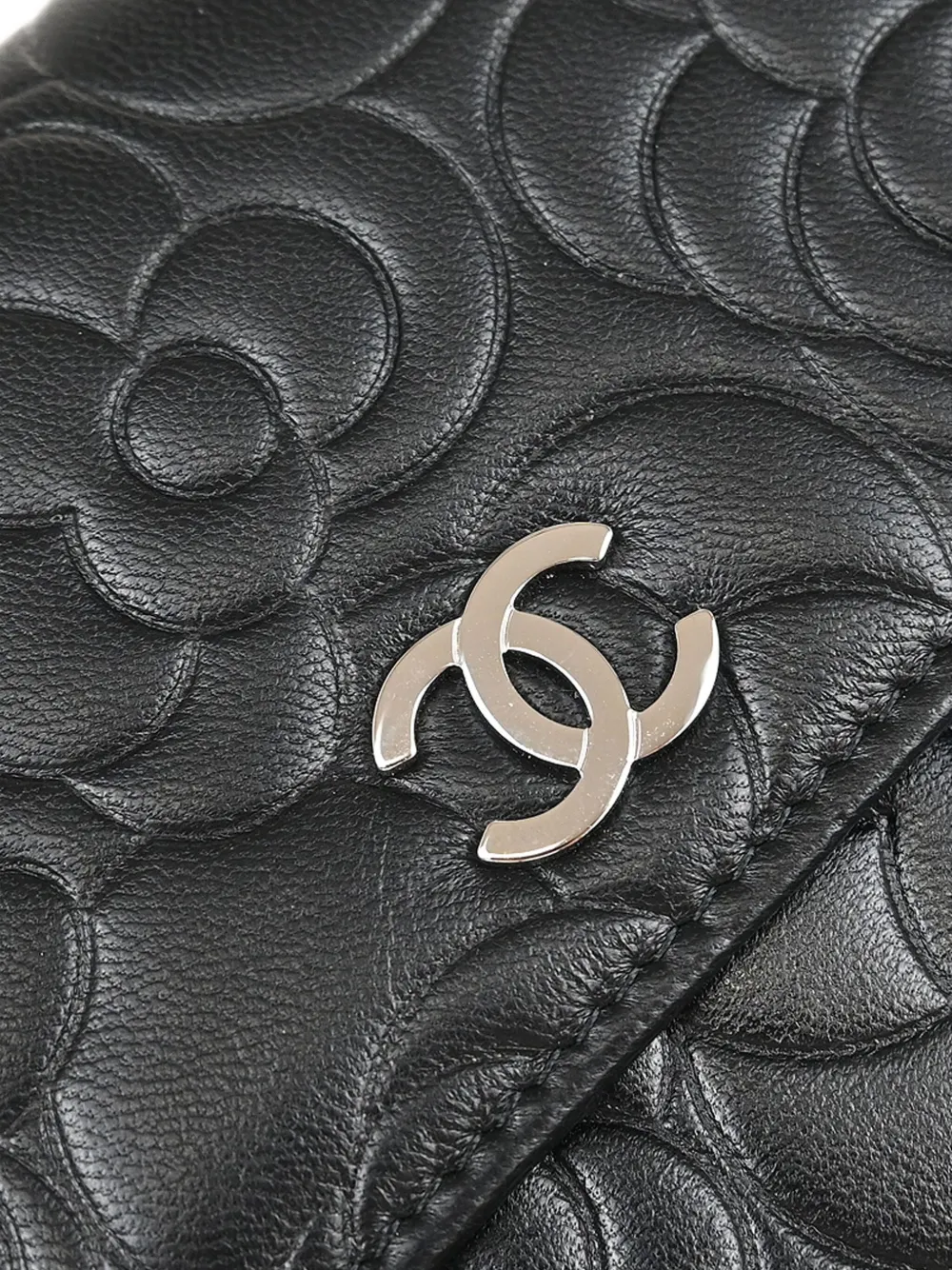 Pre-owned Chanel 2011 Camellia Long Wallet In Black