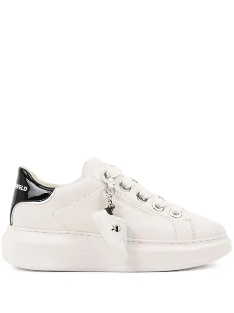 Karl Lagerfeld Kapri Schlüsselanhänger Sneakers aus Lackleder