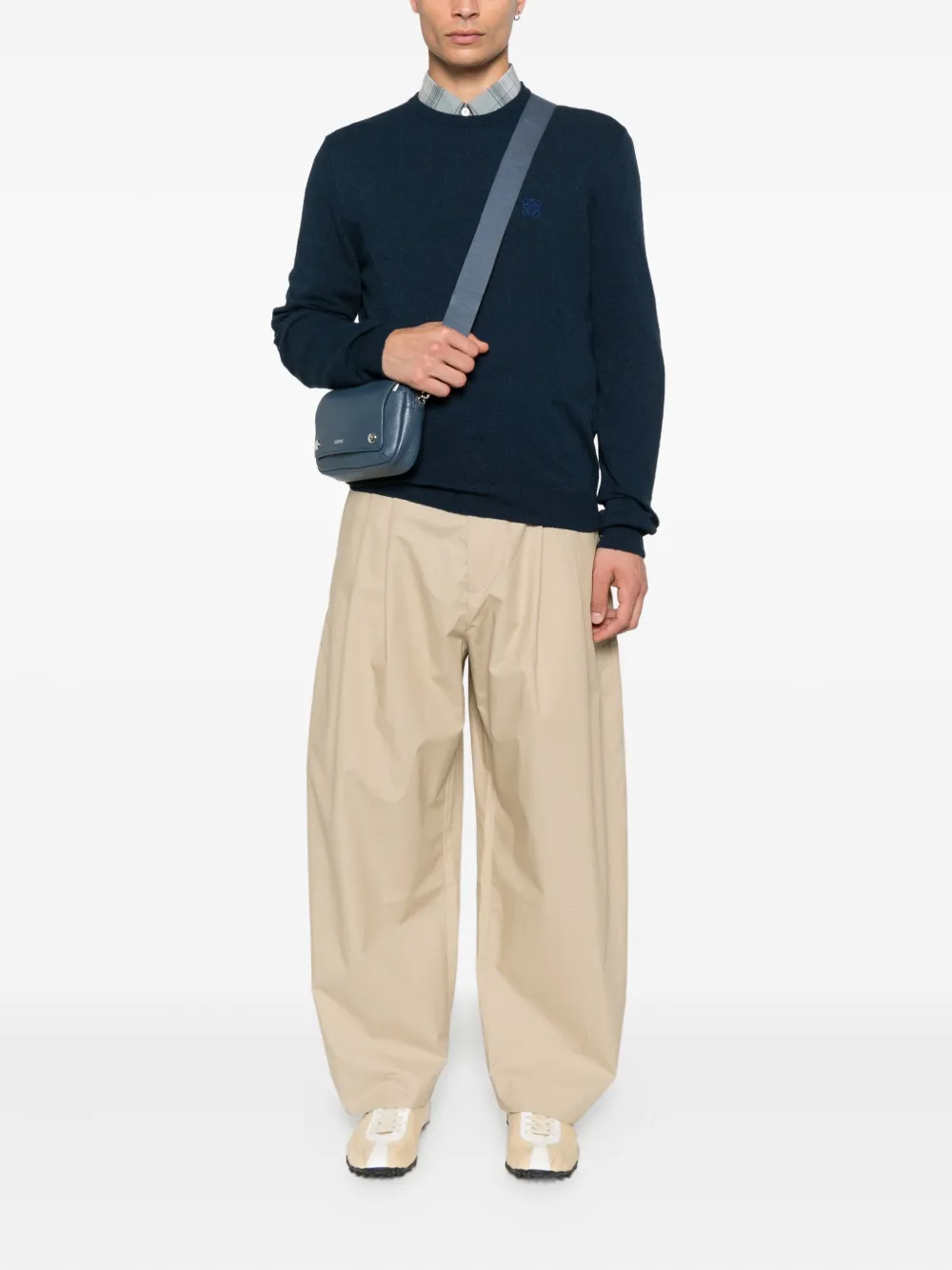 LOEWE logo-embroidered crew-neck sweater - Blauw
