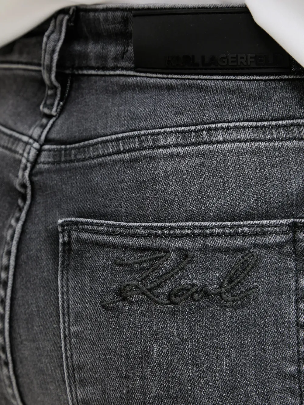 Karl Lagerfeld Jeans met geborduurd logo Grijs