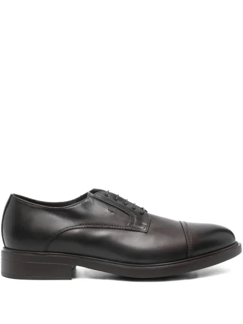 Doucal's cap-toe lace-up shoes