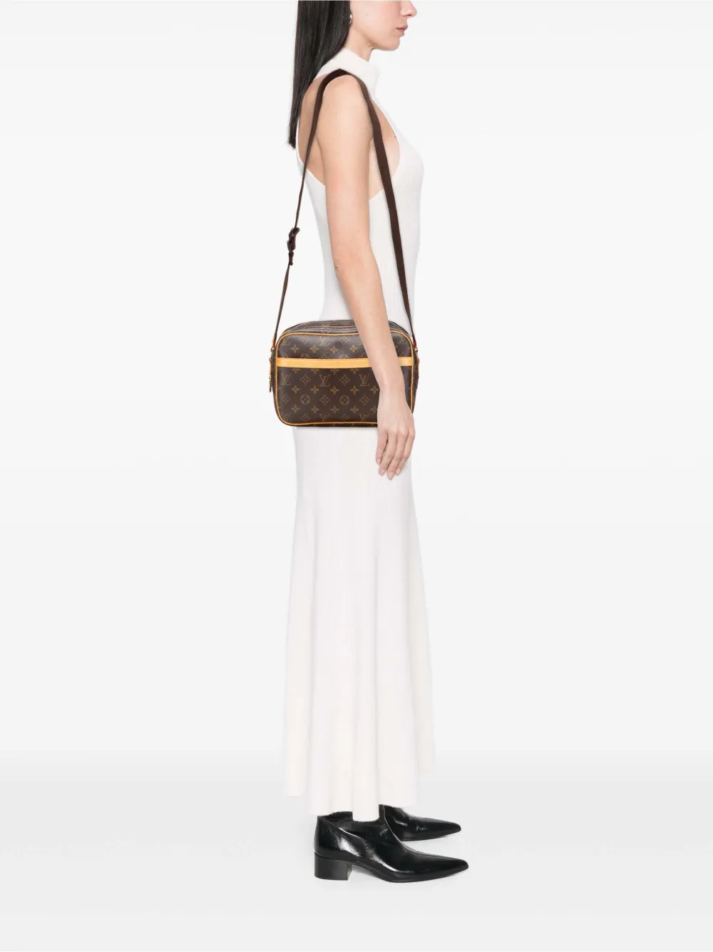 Pre-owned Louis Vuitton 2002 Monogram Reporter Pm Crossbody Bag In Brown