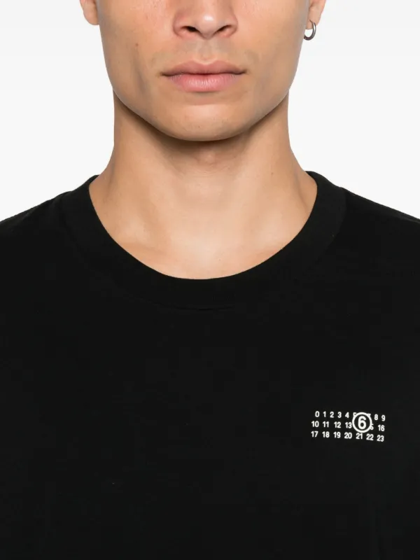 MM6 Maison Margiela ナンバーロゴ Tシャツ | ブラック | FARFETCH JP