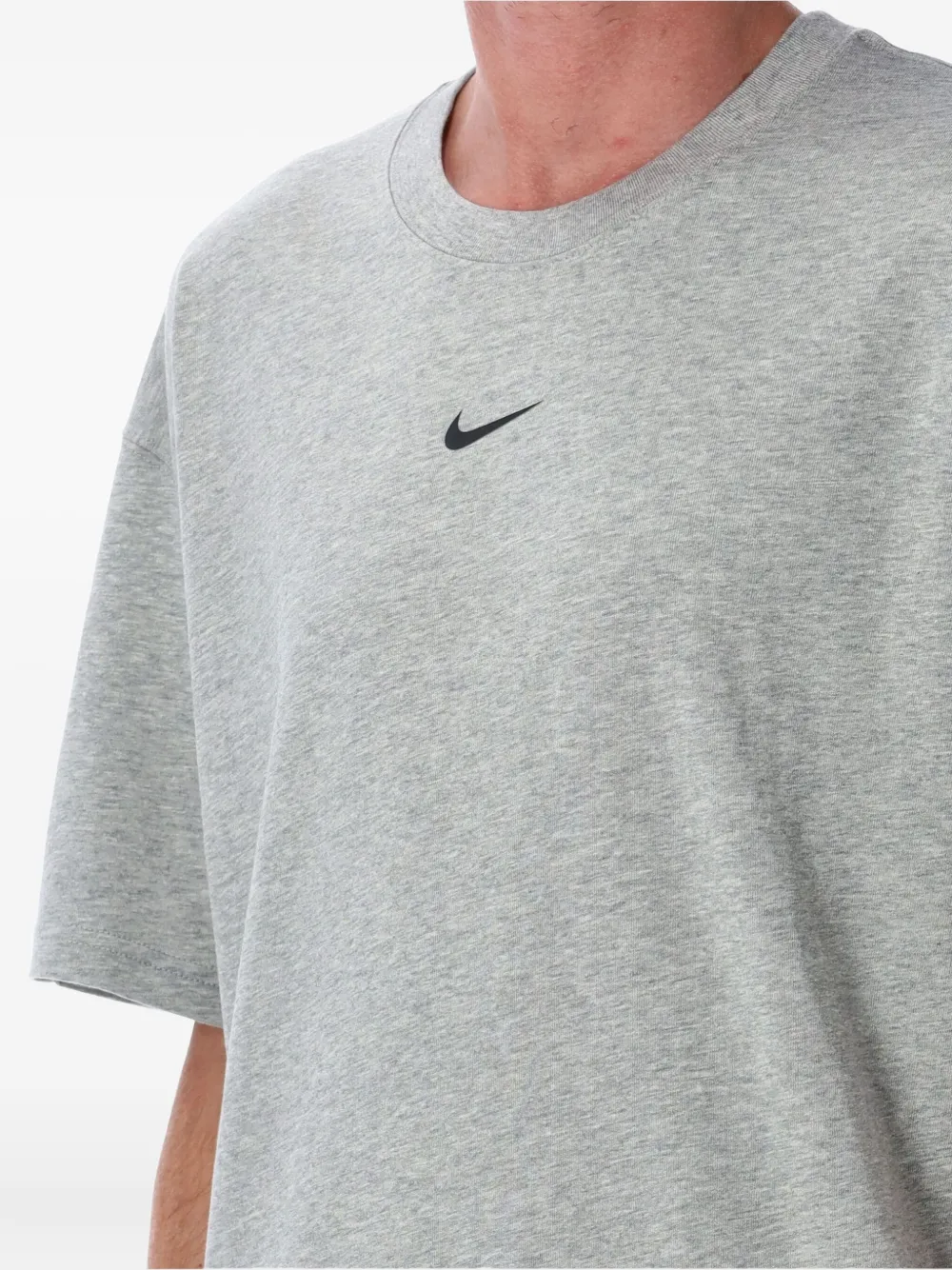 Nike T-shirt met logoprint Grijs
