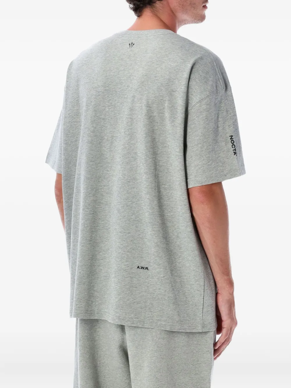 Nike T-shirt met logoprint Grijs