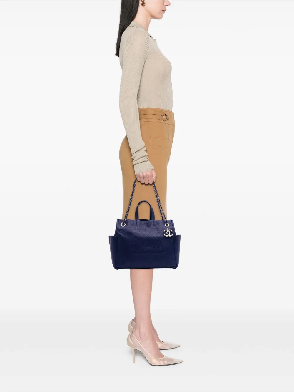 Pre-owned Chanel 2014 Medium Quilted Caviar Cc Pocket Tote Satchel