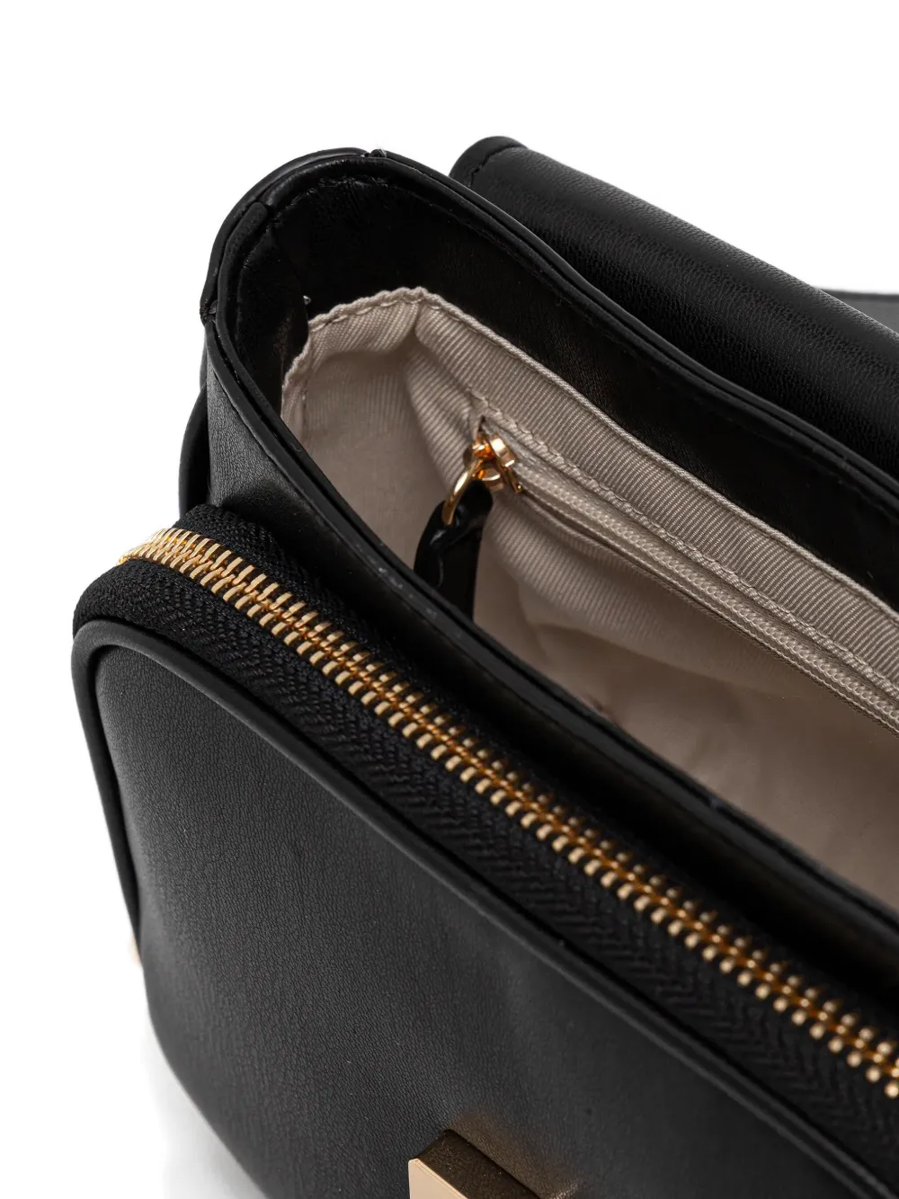 Liu •jo Chain-strap Flap Bag In Black