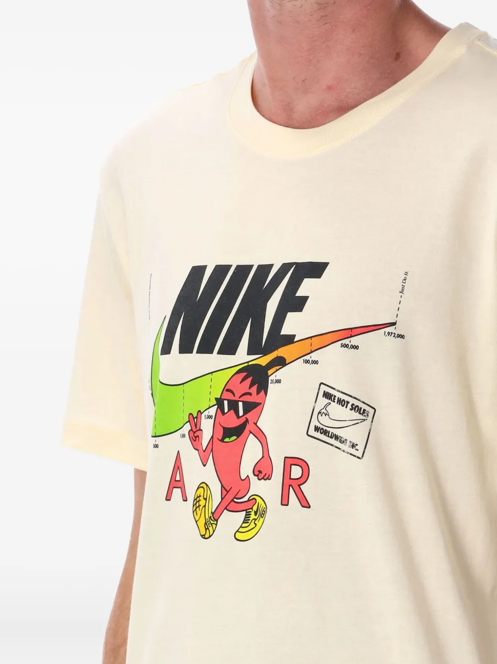 Nike T-shirt met logoprint Beige