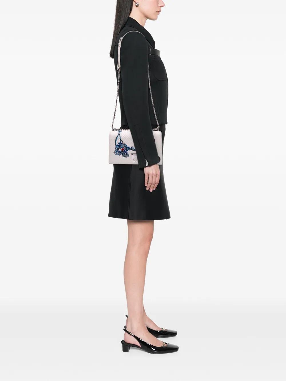 Christian Dior Pre-Owned 2015 Medium Lambskin Embroidered Diorama Flap crossbody bag | Pre-Owned | Image 2