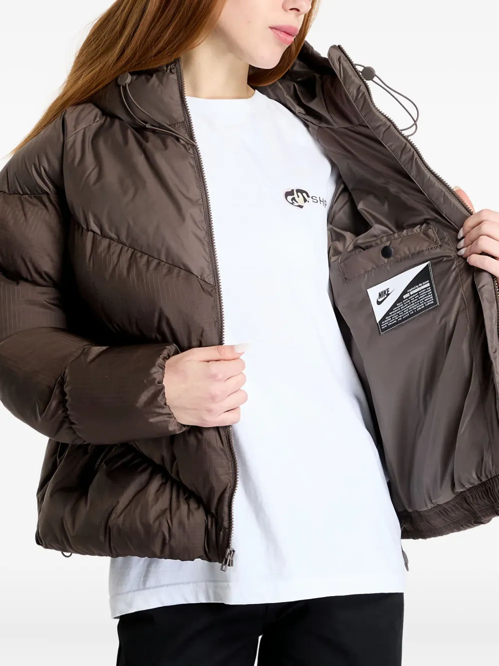 Nike Donsjack met chevron streep Bruin