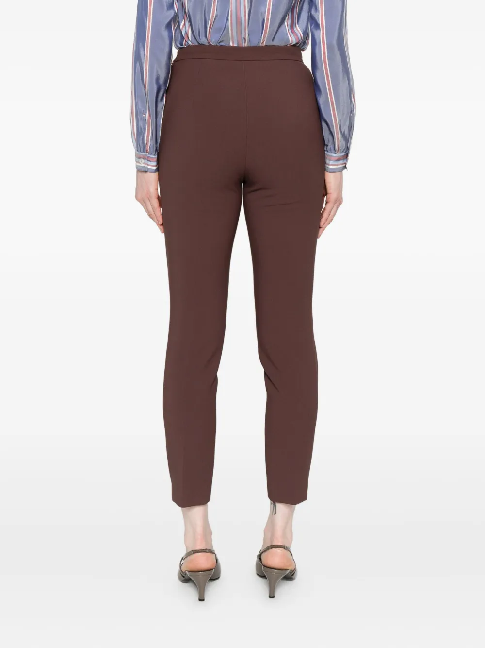 Elisabetta Franchi Broek met knoopdetails Bruin