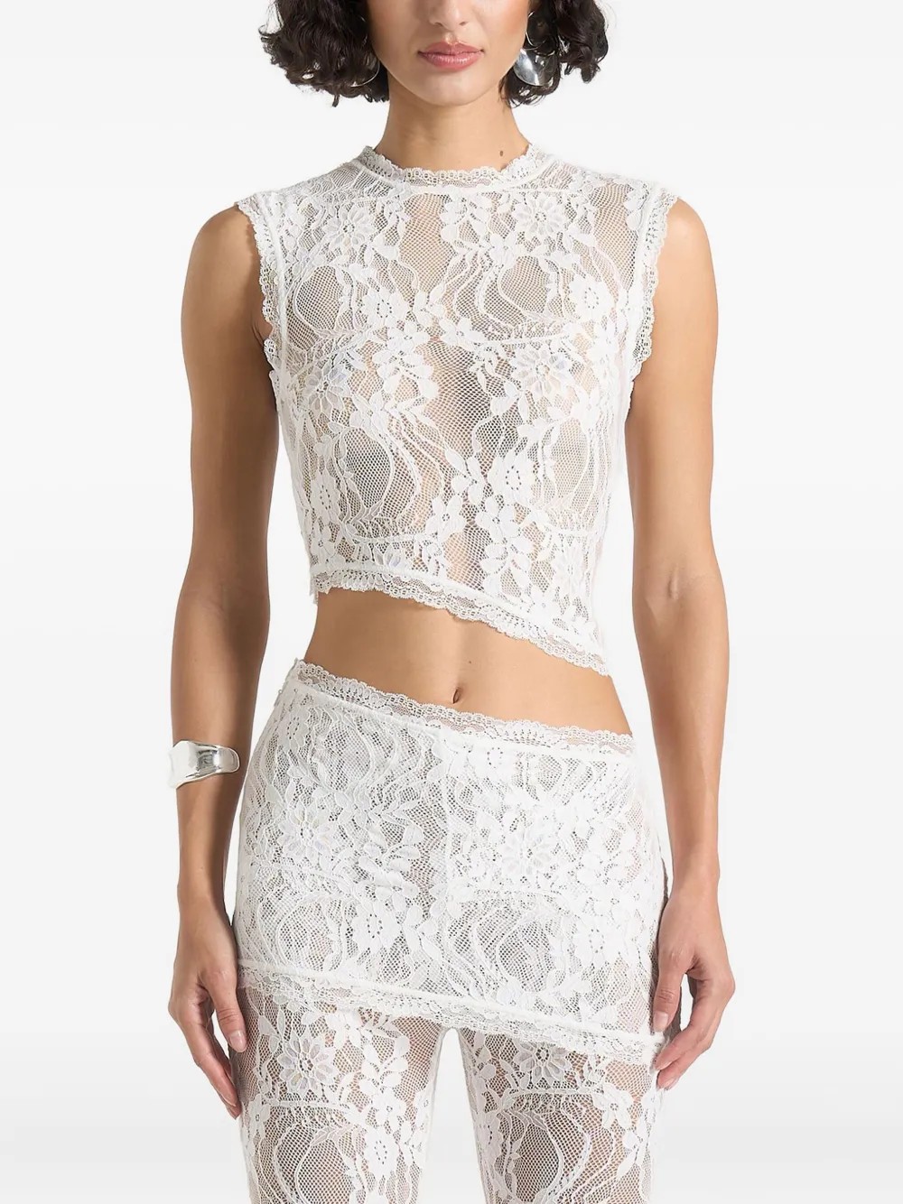 Eugenie floral-lace scalloped top