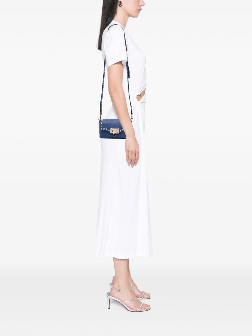 Valentino Garavani Pre-Owned 2018-2024 Mini Pebbled Calfskin Rockstud Flap crossbody bag | Pre-Owned | Image 2