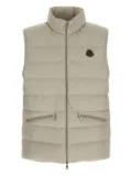 Moncler padded logo-patch gilet - Neutrals