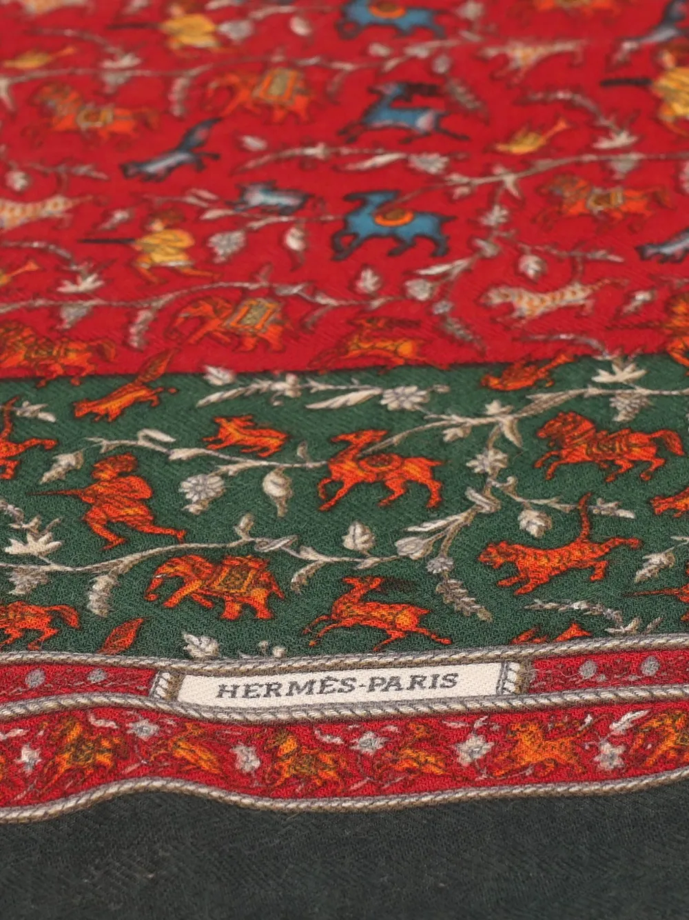Pre-owned Hermes Chasse En Inde Scarf In Red