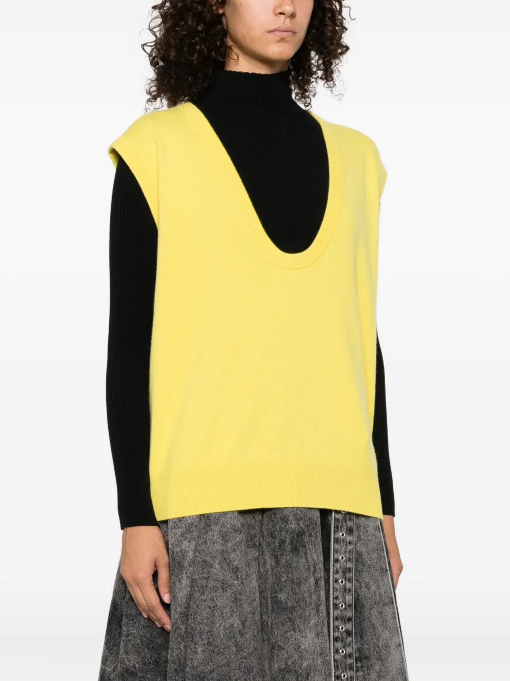 extreme cashmere V-neck sleeveless knitted vest Geel