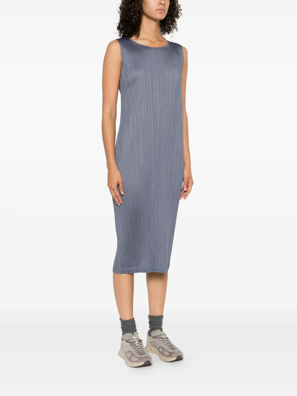 Pleats Please Issey Miyake pleated midi dress Blauw