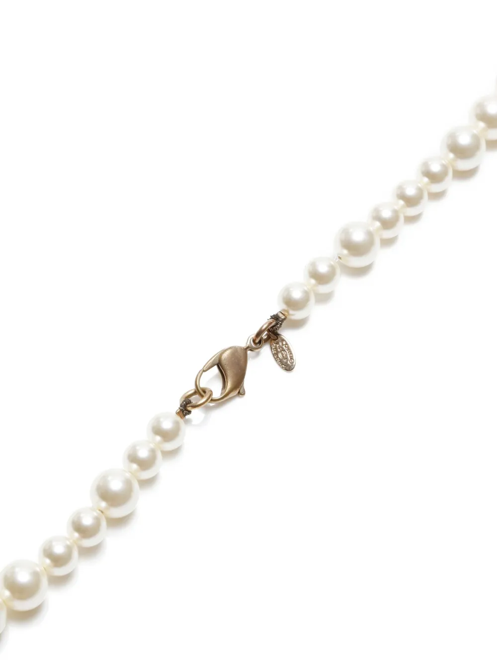 Pre-owned Chanel 2012 Cc Mark Pearl Necklace In White