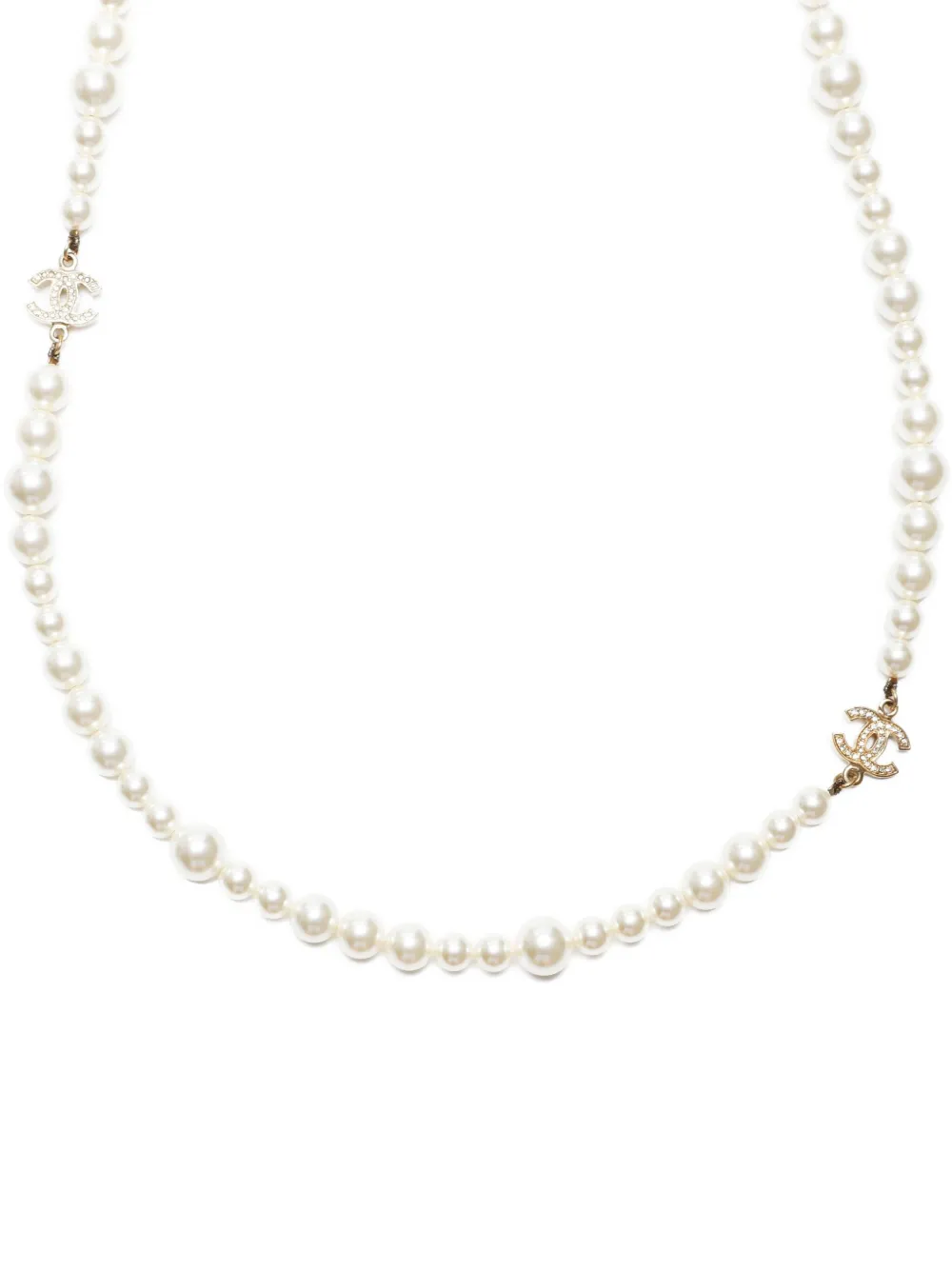 Pre-owned Chanel 2012 Cc Mark Pearl Necklace In White