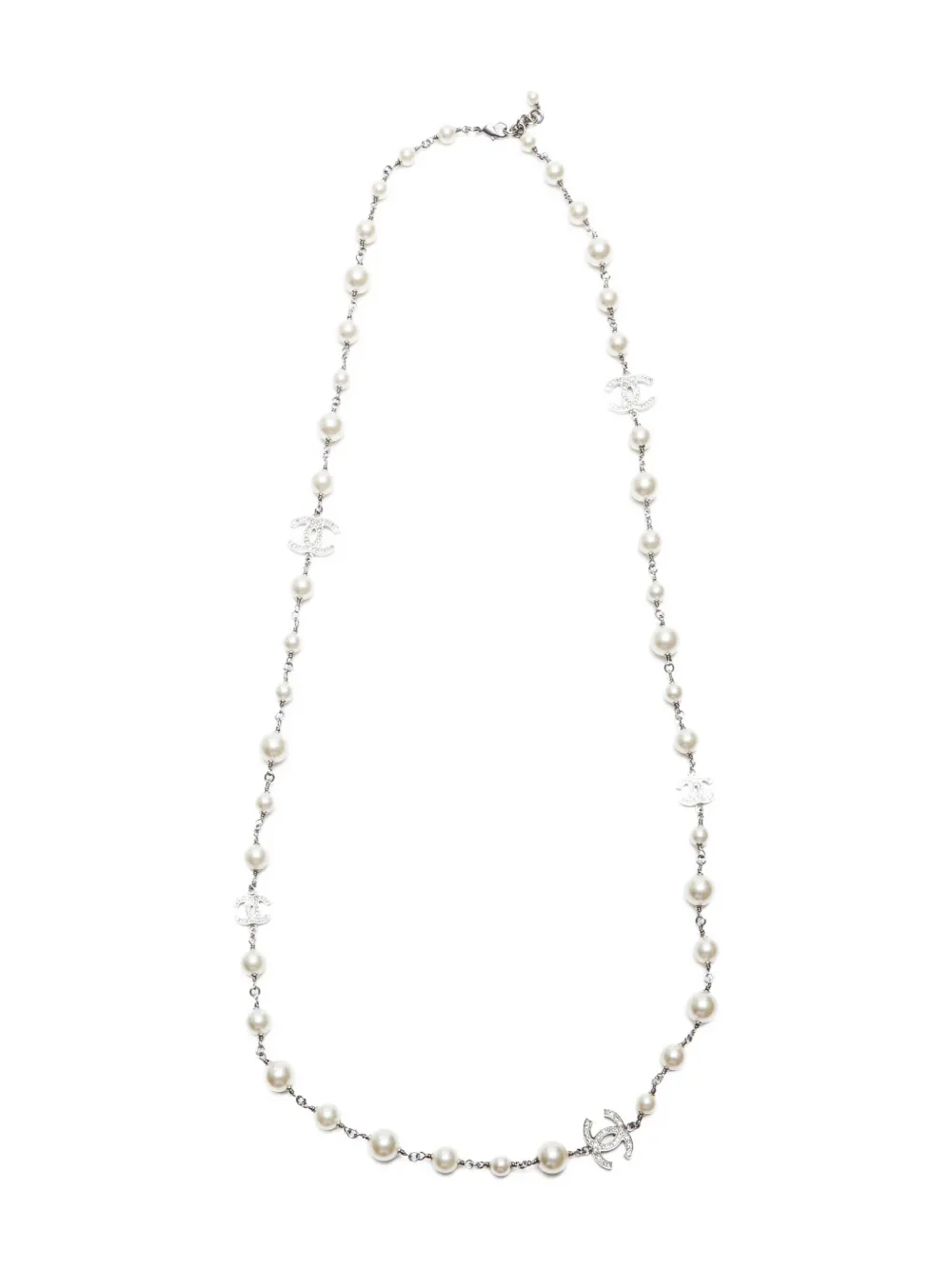 Pre-owned Chanel 2013 Cc Mark Pearl Long Necklace In Silver