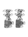 CHANEL Pre-Owned 1999 Cambon Cross earrings - Silver
