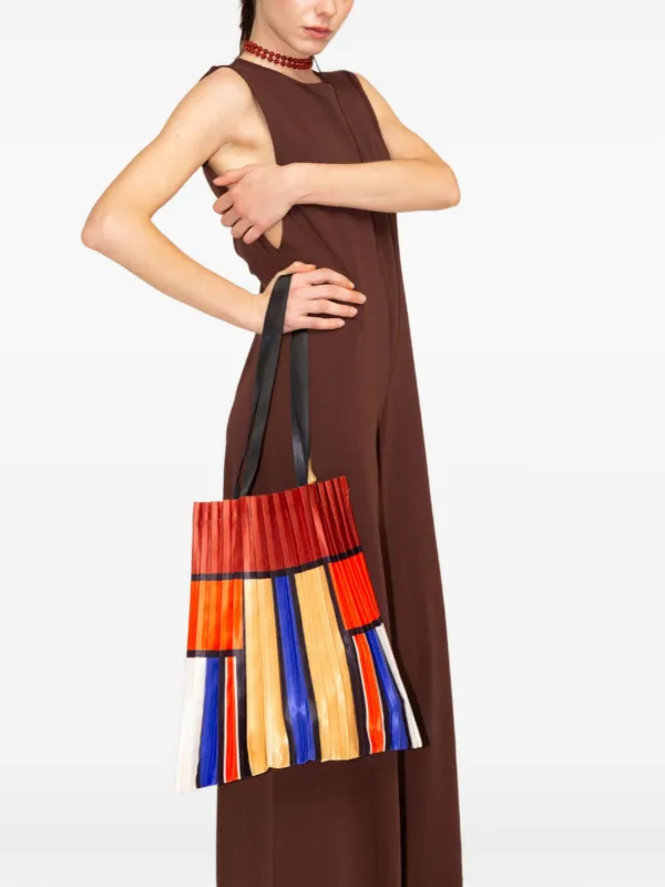 MULTITUDES BAGS Pleated Geometric Tote Bag | Orange | FARFETCH