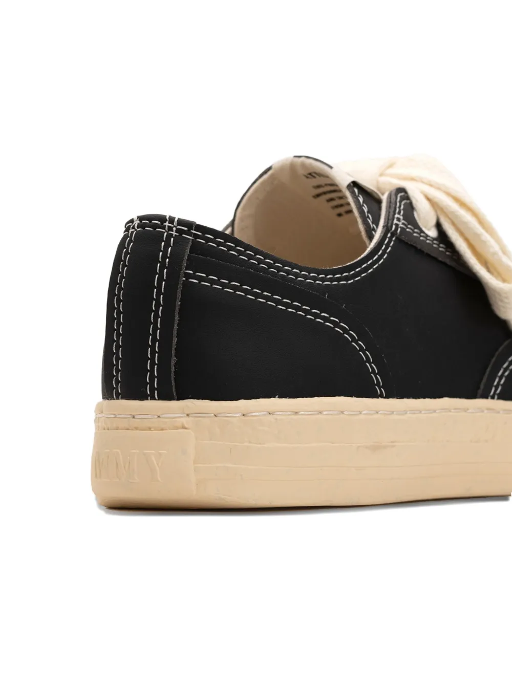 General Scale. Roy low-top sneakers Black