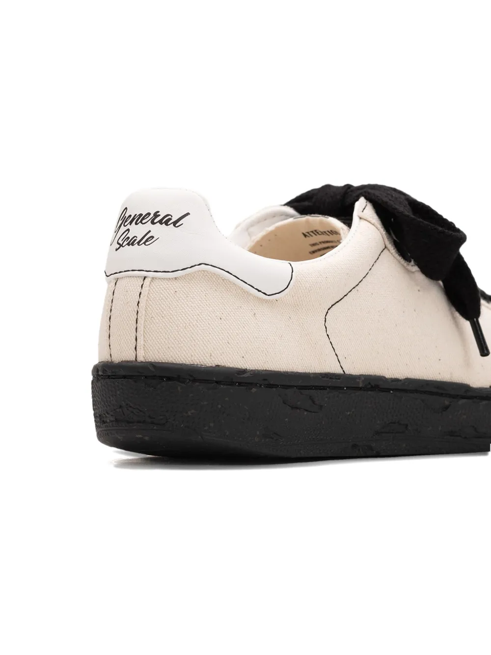 General Scale. canvas low-top sneakers White