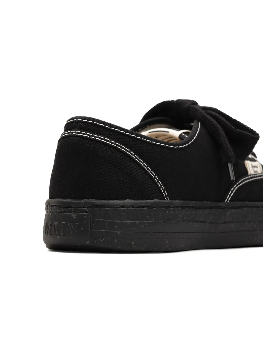 General Scale. Kiefer low-top sneakers BLK BLK