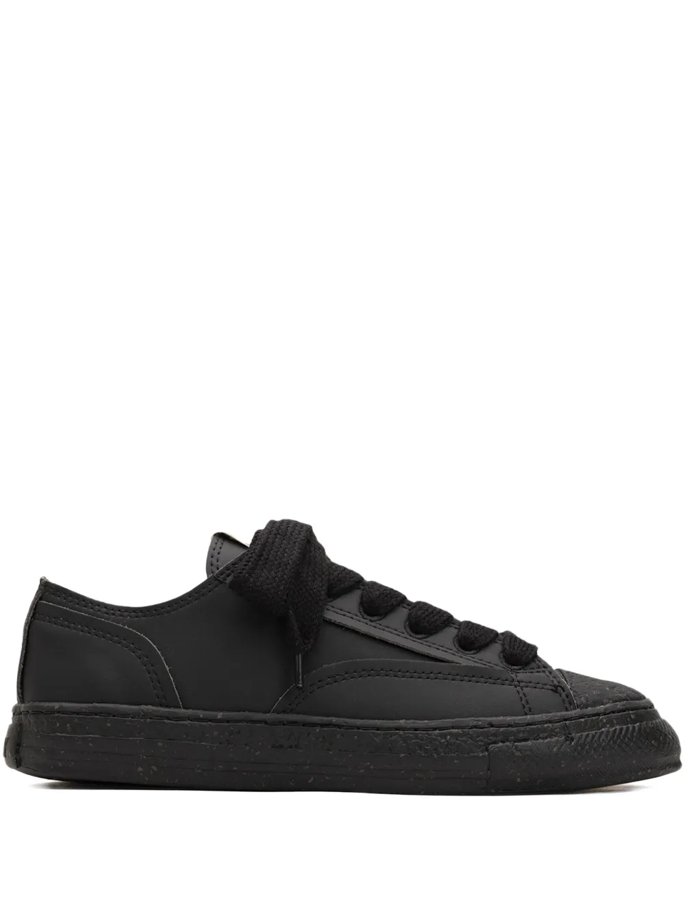 General Scale. Roy low-top sneakers Black