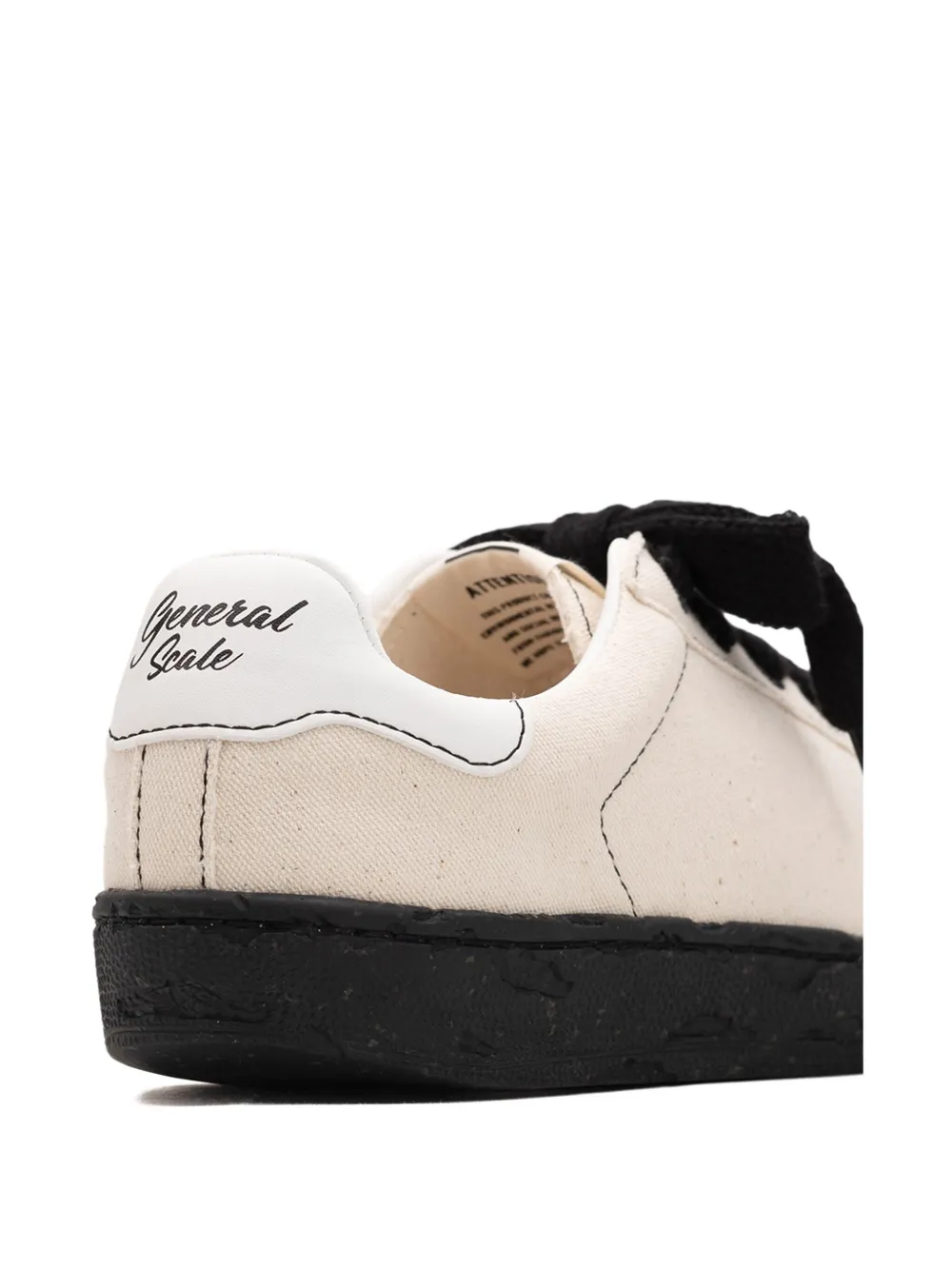 General Scale. canvas low-top sneakers White