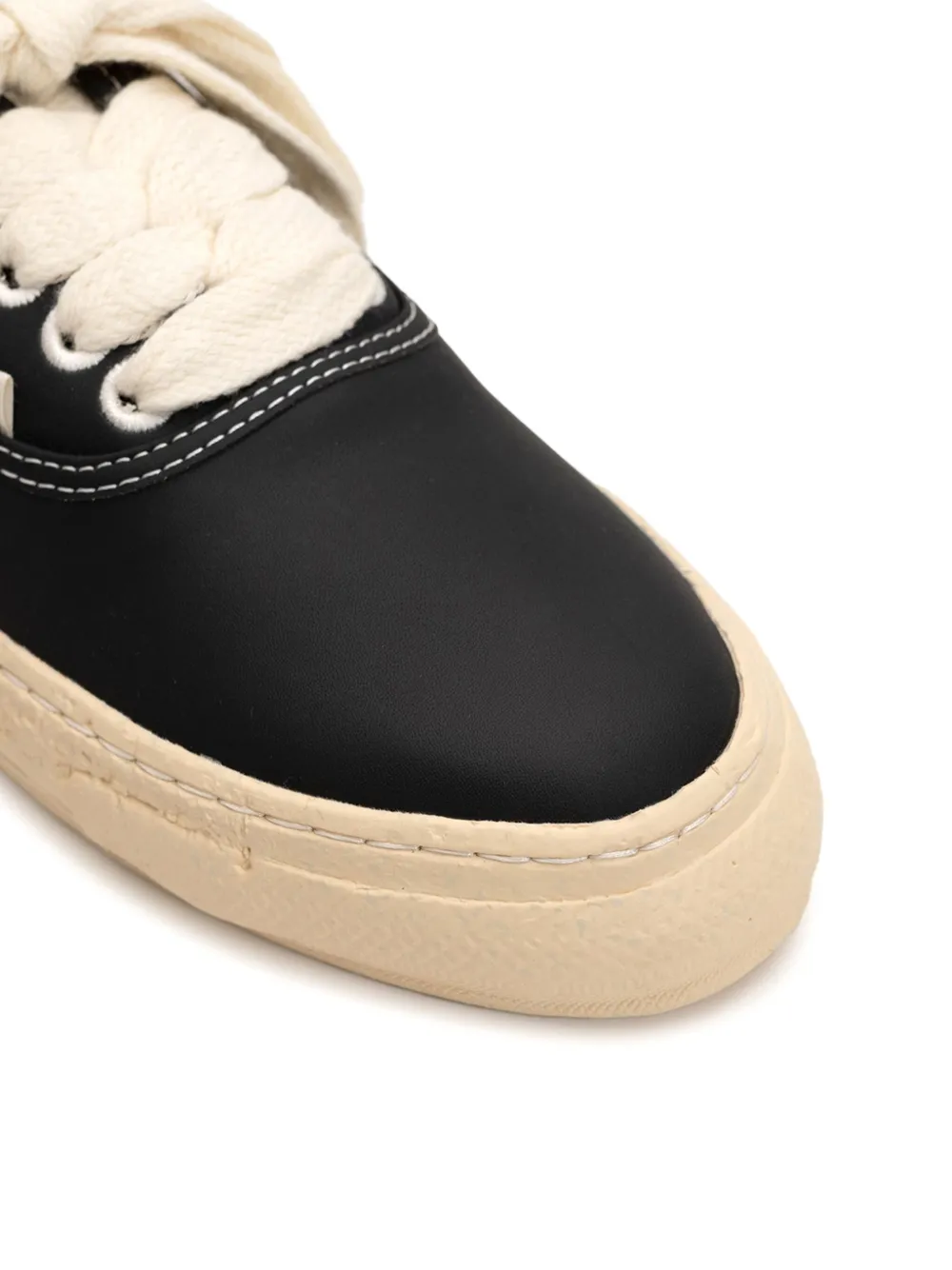 General Scale. Kiefer sneakers Black