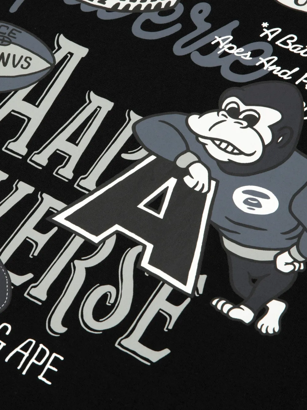 AAPE BY *A BATHING APE Cape University T-shirt Zwart