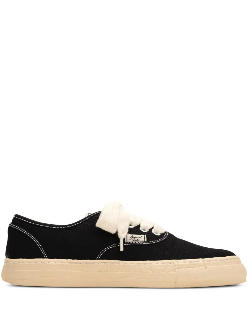 General Scale. Kiefer canvas sneakers Black