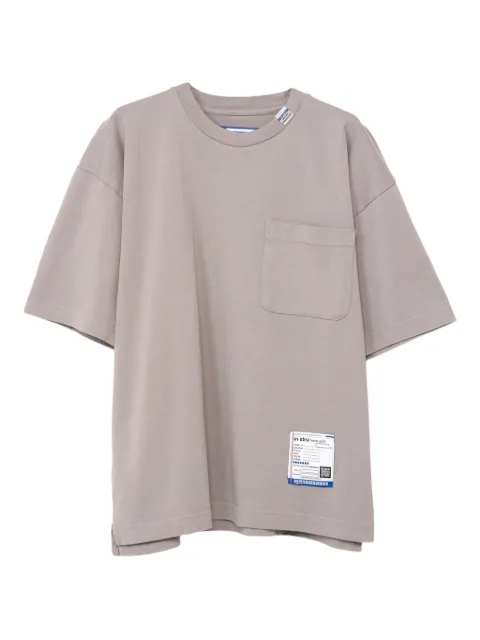 in･stru(men-tal). pocket short-sleeve t-shirt