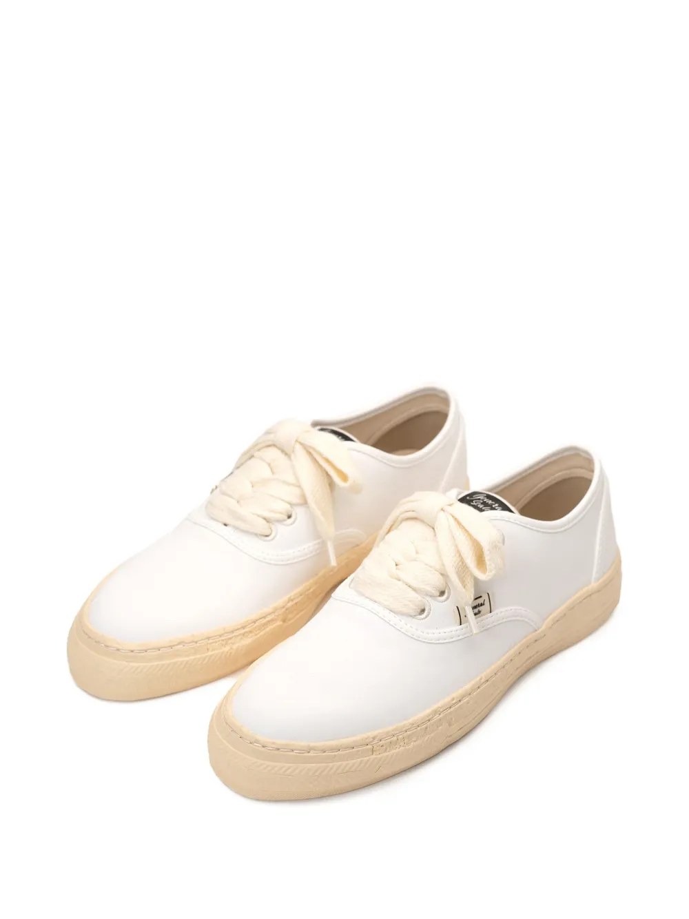 General Scale. Kiefer past-sole low-top sneakers White