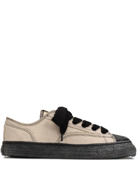 General Scale. tenis Roy