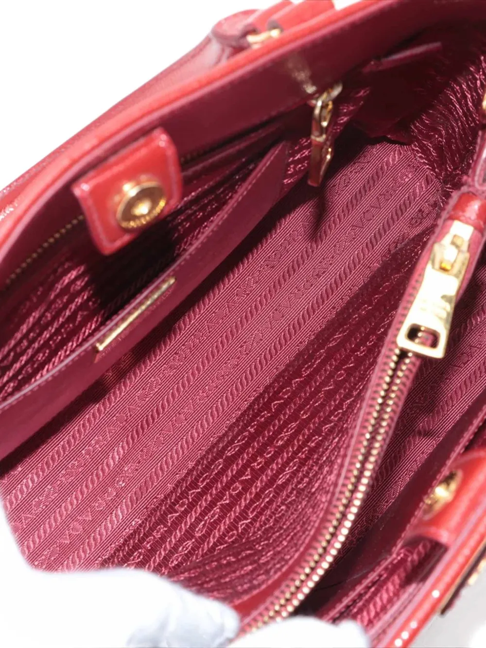 Pre-owned Prada 2000s Patent Leather Two-way Bag In Red