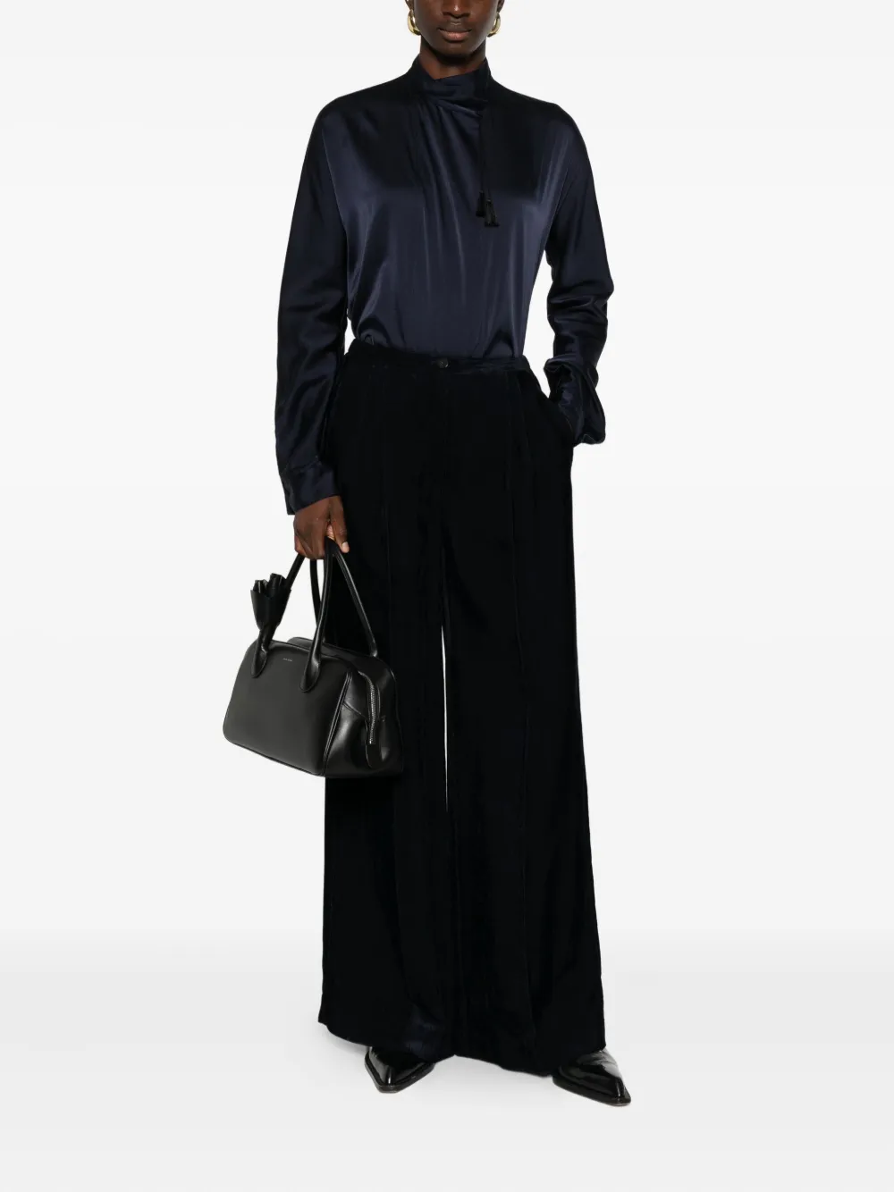 Forte Forte Blouse met hoge hals en kwastje - Blauw