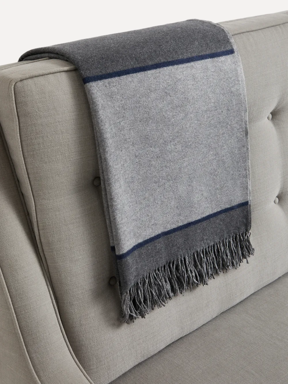  Brunello Cucinelli Fringed Striped Silk Throw Blanket - Grey 